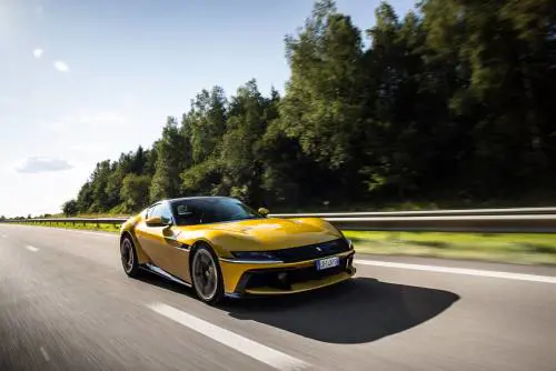 Ferrari 12Cilindri: la gallery della nuova Gran Turismo di Maranello, con 830 CV