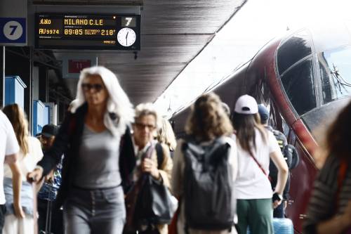 Caos treni, cacciata la ditta che ha fatto saltare la rete