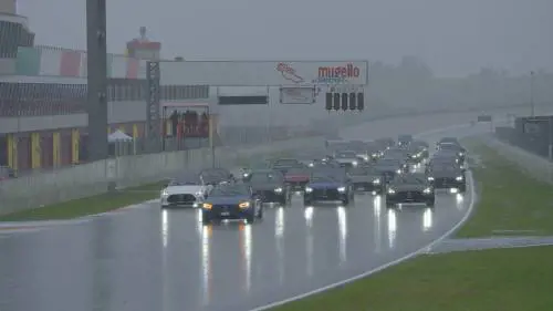 All’AMG Performance Day sul circuito del Mugello tra pioggia e adrenalina