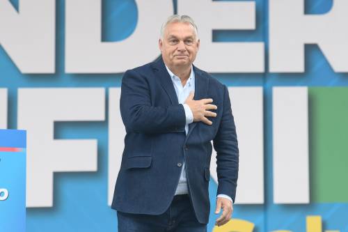 Uno scossone all'Europa quel filo bruno pro Putin che arriva a Orbán e Fico