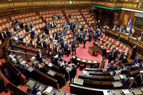 Centrodestra ancora sotto in Senato: la Lega si astiene su un emendamento di FI (che non passa)