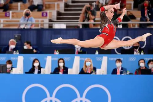 Vanessa chiude la sua storia. Scritta con l'arte del rialzarsi