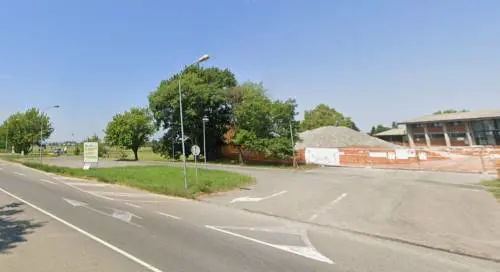 Choc a Piacenza, studentessa di 14 anni schiacciata dal bus fuori dalla scuola muore sul colpo