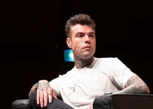 "Misoginia e volgarità". Scoppia la polemica per Sanremo, nel mirino Fedez: cosa è successo