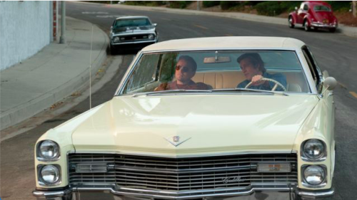 La Cadillac Coupé de Ville di Pitt e Di Caprio in "C'era una volta ad Hollywood"