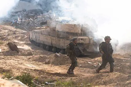 "Occupiamo Gaza, ok di Trump". Svolta di Israele per i 20 ostaggi