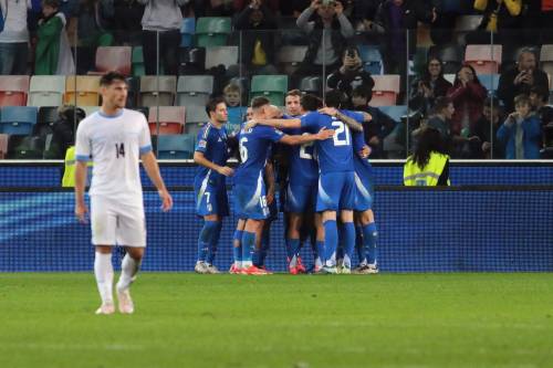 L'Italia vince 4-1: vicine le final eight di Nations League. Fischi all'inno israeliano