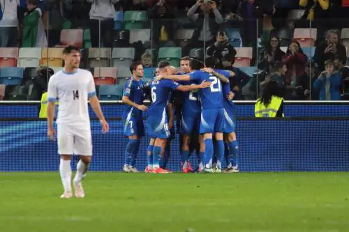 L'Italia vince 4-1: vicine le final eight di Nations League. Fischi all'inno israeliano