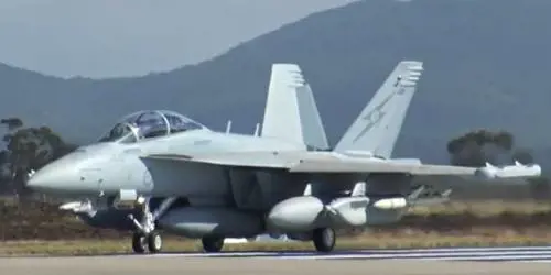 I due piloti dispersi e il jet precipitato: cos'è successo al jet "Zapper" Usa