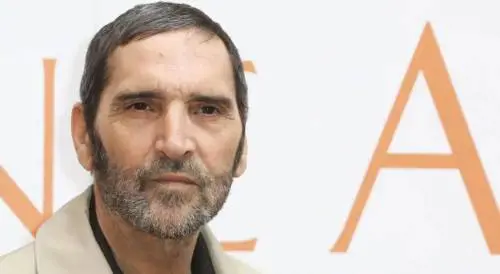 Adamo Dionisi, morto l’attore cult di “Suburra”. Aveva 59 anni