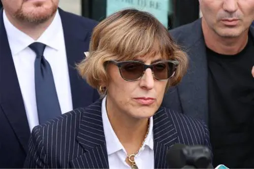 Caso Almasri, la scelta della Meloni: ecco chi difenderà lei e il governo 