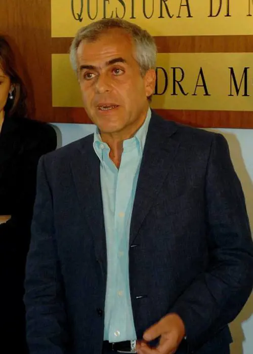 L'ex superpoliziotto esperto di mafie del Nord Italia, che sapeva parlare coi boss