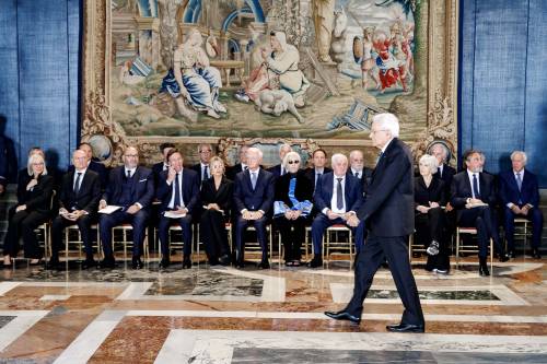 Mattarella alza lo scudo contro le agenzie di rating. "Italia seconda a nessuno ed è tornata a crescere"