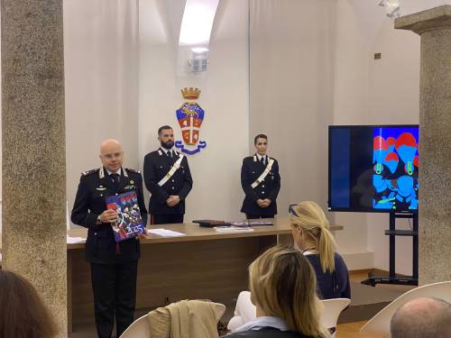 "I carabinieri e i giovani". Presentato il nuovo calendario dell'Arma