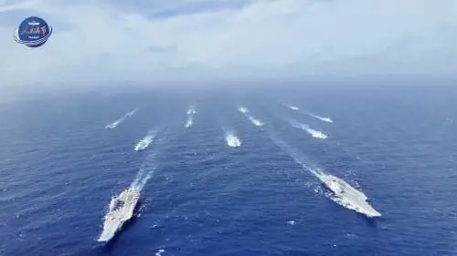 Manovre militari, navi e aerei da combattimento: così la Cina mostra i muscoli nel Pacifico