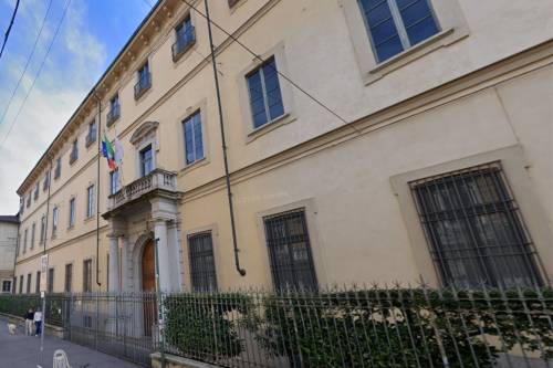 Genitori del Collegio San Carlo sul palcoscenico: "Se non son matti..."