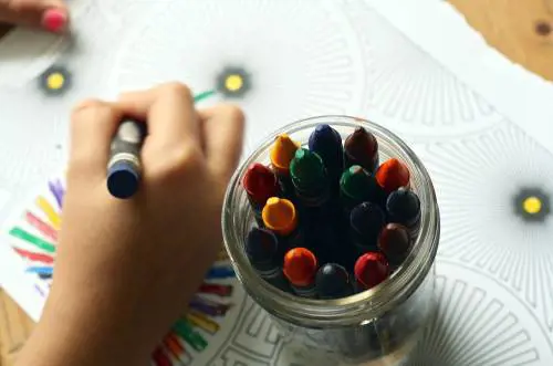 Intossicazione alimentare al nido: 8 colpiti