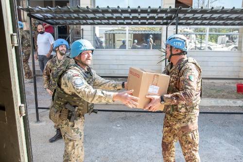 Caschi blu italiani in sostegno alle popolazioni del Libano. Consegnato materiale sanitario e medicinali