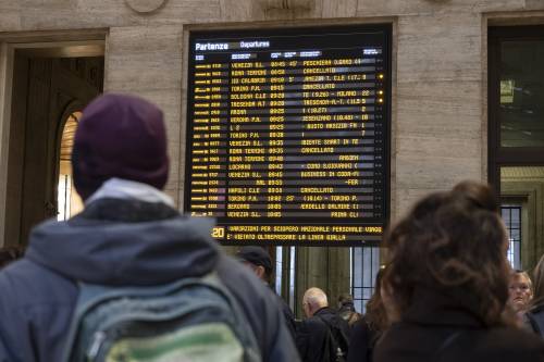 Capotreno fuori pericolo. Sciopero flop, ma disagi