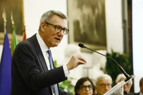 Che Camus possa illuminare le coscienze. Anche quella di Landini