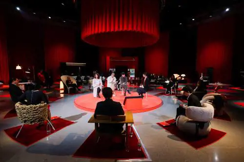 Salone del Mobile, a Shanghai il dialogo fra design e arte