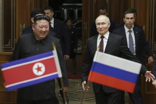 "Immediata assistenza militare". Kim firma il trattato di partenariato con Putin