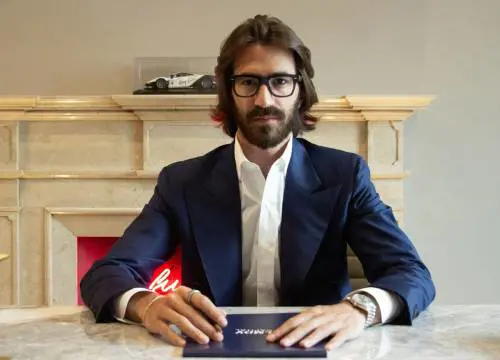 Del Vecchio Jr si beve tutta Boem