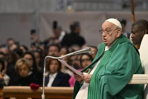 La cautela del Vaticano. "Il Papa non commenta. Ma non è antisemita"