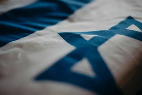 Gaza, l'Europa si schiera. La rabbia di Israele: "Crociata contro di noi"