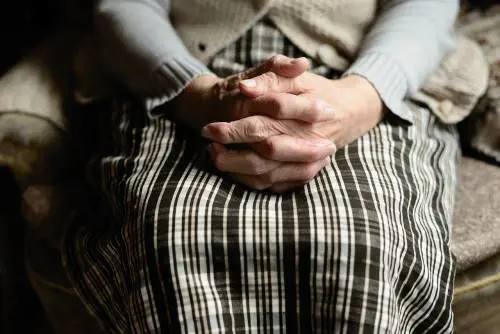 "Chi ha l'Alzheimer non paga l'istituto"