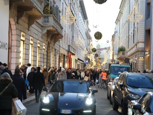 Monte Napoleone, lusso da record. Ora è la via più costosa del mondo