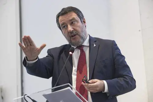"Stop agli scioperi selvaggi". Arriva la stretta di Salvini: pugno duro per il Giubileo