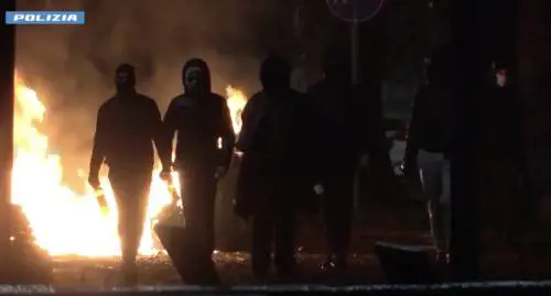 Il contagio delle banlieue