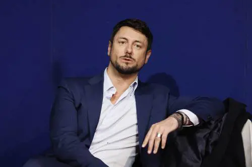 Giambruno: "Non ho difeso una donna"