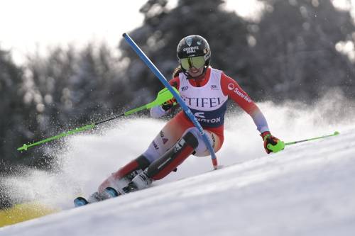 Poco azzurro in slalom: primo sigillo della Rast. Sorpresa Collomb