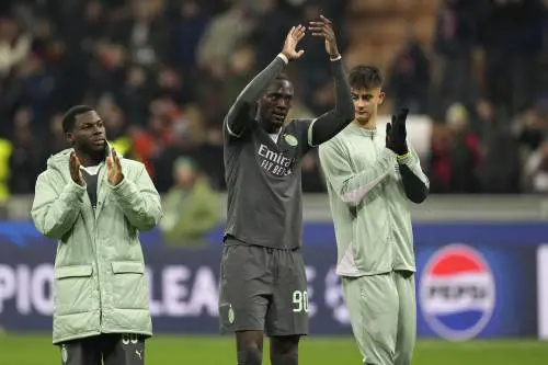 Due stelle illuminano il buio di San Siro