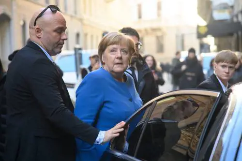 Merkel ricorda Berlusconi. "Non fui io a farlo cadere"