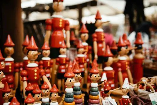Il vero Pinocchio è lo scimmiottino Pipì