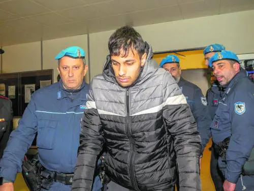 Fares, obbligo di firma. Piantedosi con i militari: "Fatto il loro dovere"