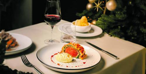 Natale con i tuoi al ristorante. Tradizione senza pensieri