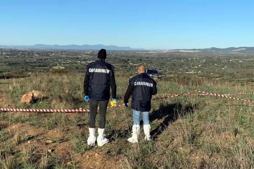 Cacciatore spara all'amico per sbaglio e si suicida