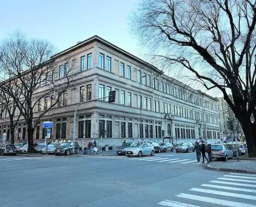 Ha investito bimba su passeggino. Il pirata chiede i "lavori utili"