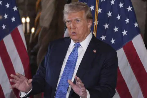 I repubblicani sfidano il divieto di Trump. Voto con i democratici: shutdown scongiurato