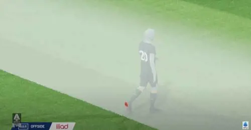 Fuorigioco, l’ultima folla del Var: gol annullato per un... tacchetto