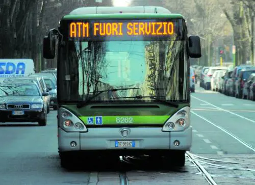 Metro, bus e tram fermi: lunedì da incubo per gli italiani