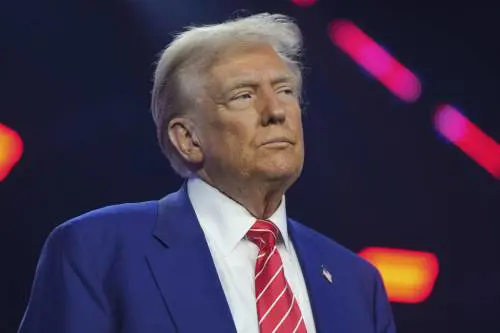 Deportazioni di migranti. Il primo atto del Trump II