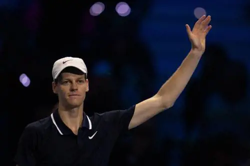 Sinner e l'Australia, ripartenza tra i veleni. La partita vera è il processo di aprile