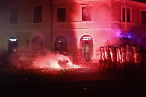 Vedono fascisti ovunque ma hanno gli squadristi in casa 