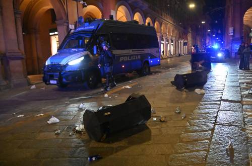 Scontri a Bologna da parte degli antagonisti