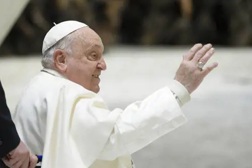 La malattia trascurata, le udienze, la notte "tranquilla". Come sta Papa Francesco